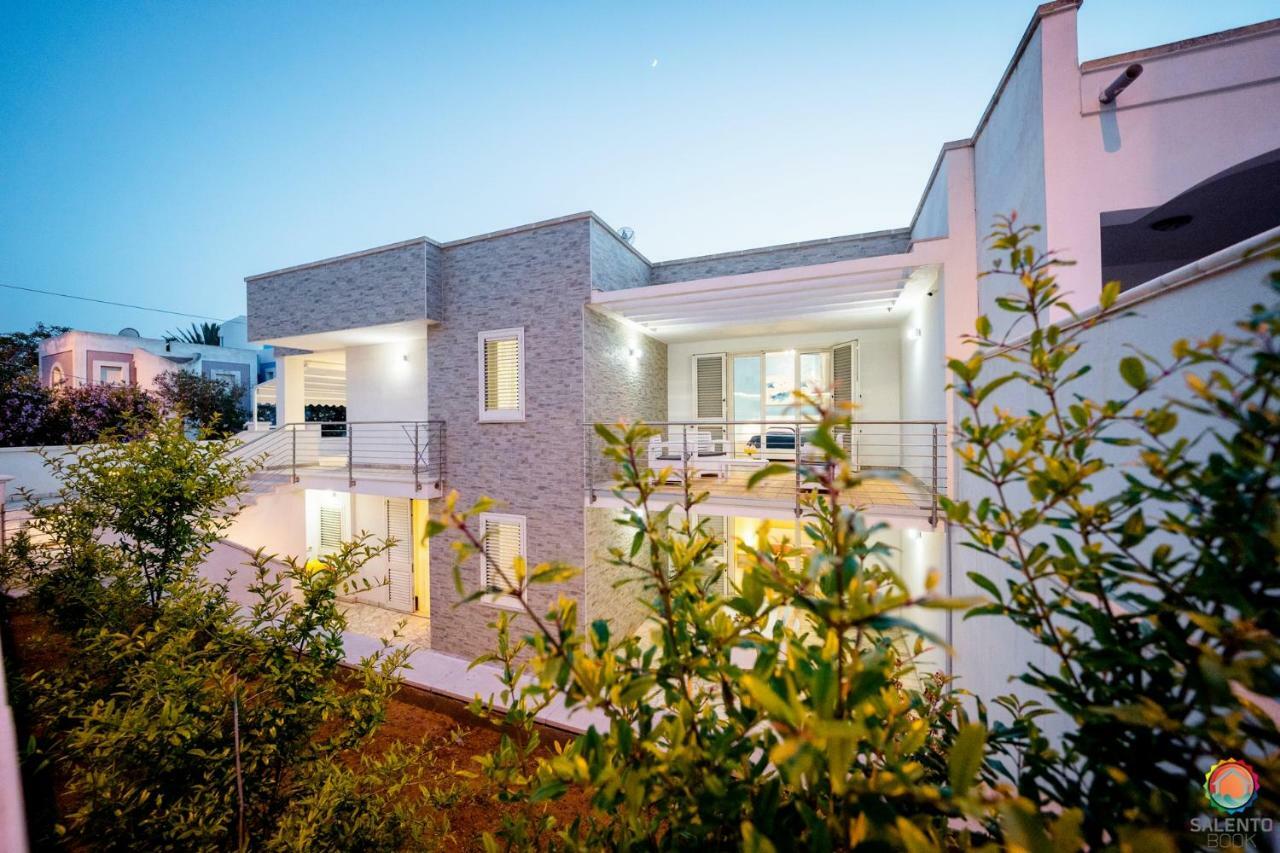 Perle Del Mare - Appartamenti Di Pregio 70M Spiaggia Pescoluse 佩斯科勒海滨 外观 照片