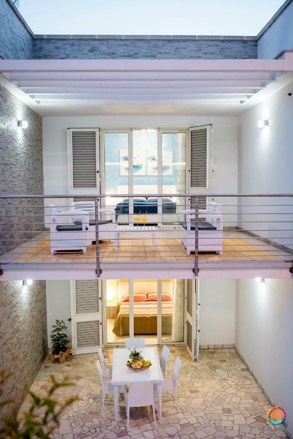 Perle Del Mare - Appartamenti Di Pregio 70M Spiaggia Pescoluse 佩斯科勒海滨 外观 照片
