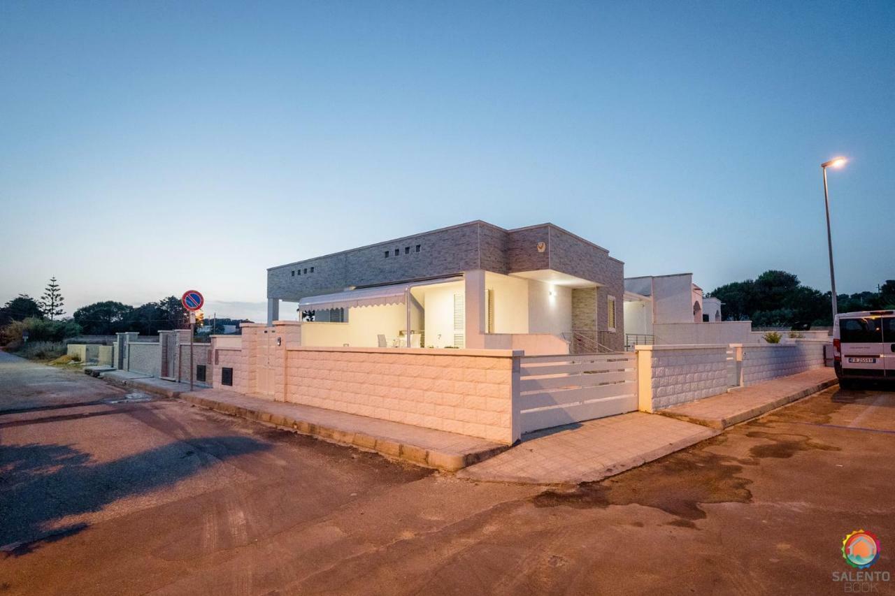Perle Del Mare - Appartamenti Di Pregio 70M Spiaggia Pescoluse 佩斯科勒海滨 外观 照片