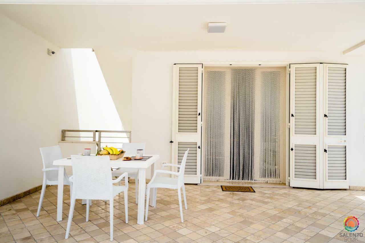 Perle Del Mare - Appartamenti Di Pregio 70M Spiaggia Pescoluse 佩斯科勒海滨 外观 照片