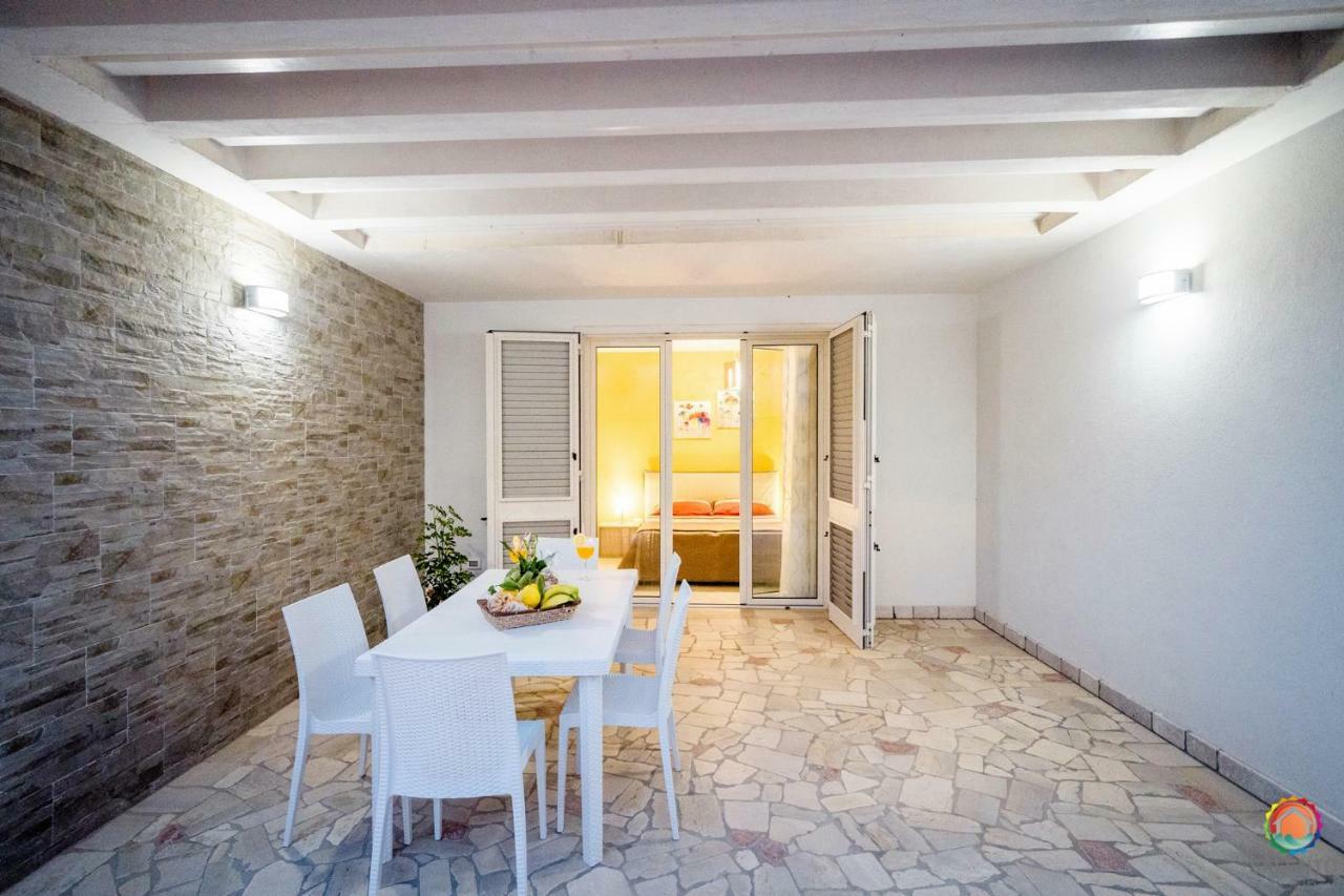 Perle Del Mare - Appartamenti Di Pregio 70M Spiaggia Pescoluse 佩斯科勒海滨 外观 照片